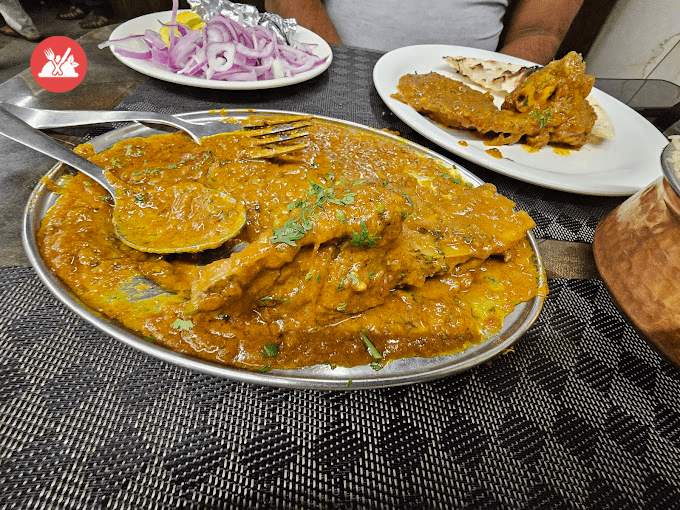 Food at Niyaz Restaurant