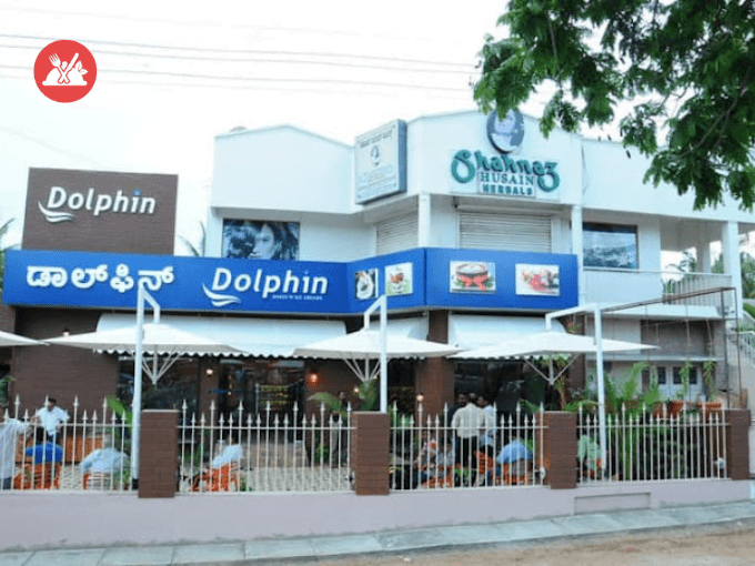 Dolphin Bakes N IceCreams mysore