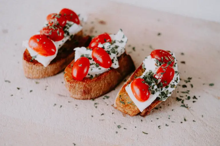 Italian Restaurant Menu Guide for Weekend Brunch in America - Italian brunch dishes including frittata, bruschetta, and pasta on a table